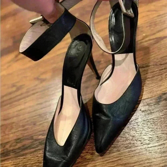 Givenchy Black Leather Stiletto Vintage Classic Spike Mary Jane Heels Size 41 - Picture 2 of 11